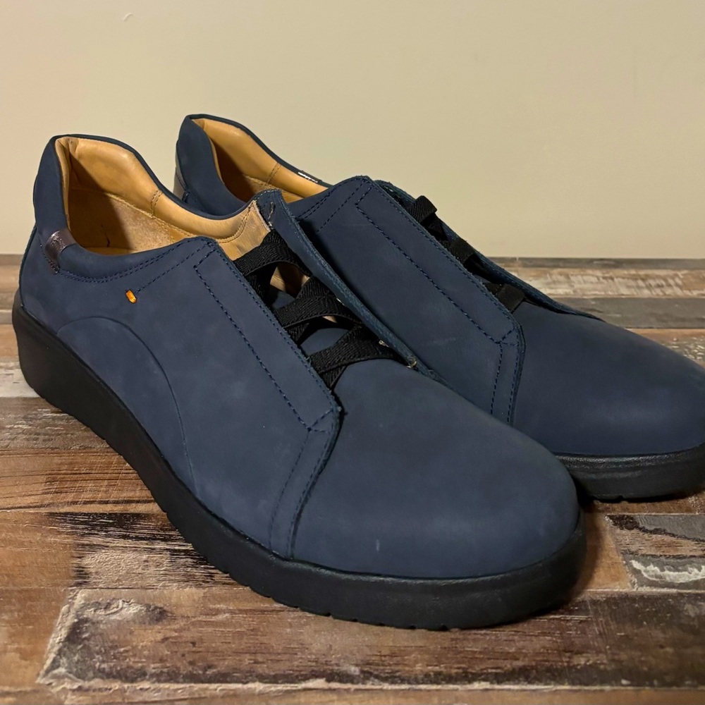 Samuel Hubbard Women's Marin Gore-Lace Shoes - Nubuck* Blue